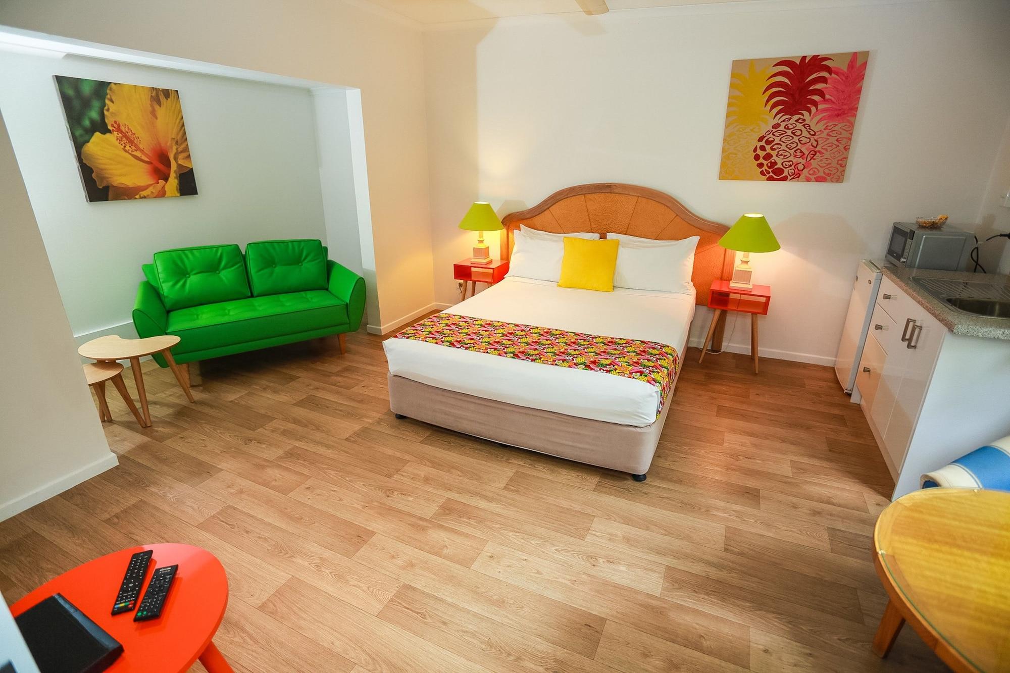 Port Douglas Motel מראה חיצוני תמונה