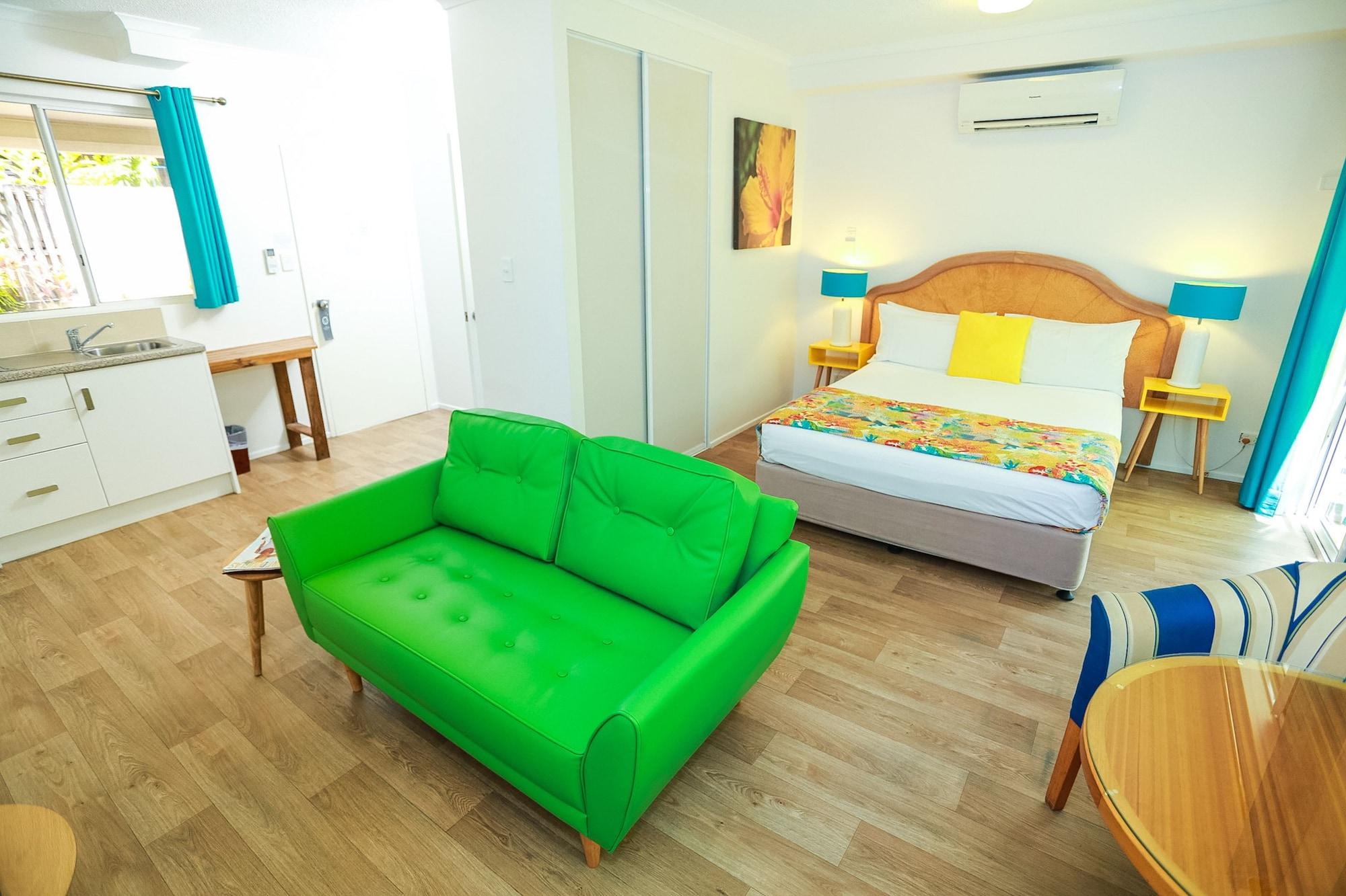Port Douglas Motel מראה חיצוני תמונה