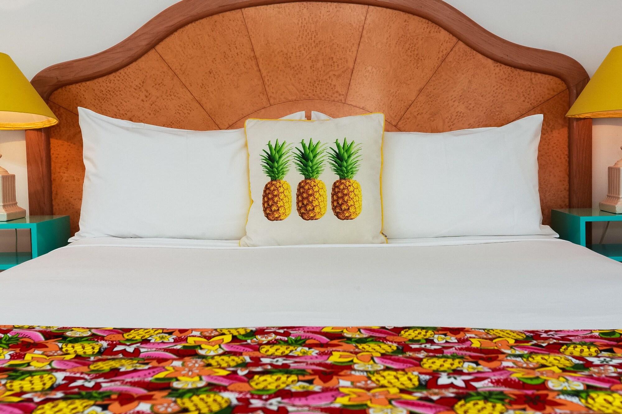 Port Douglas Motel מראה חיצוני תמונה