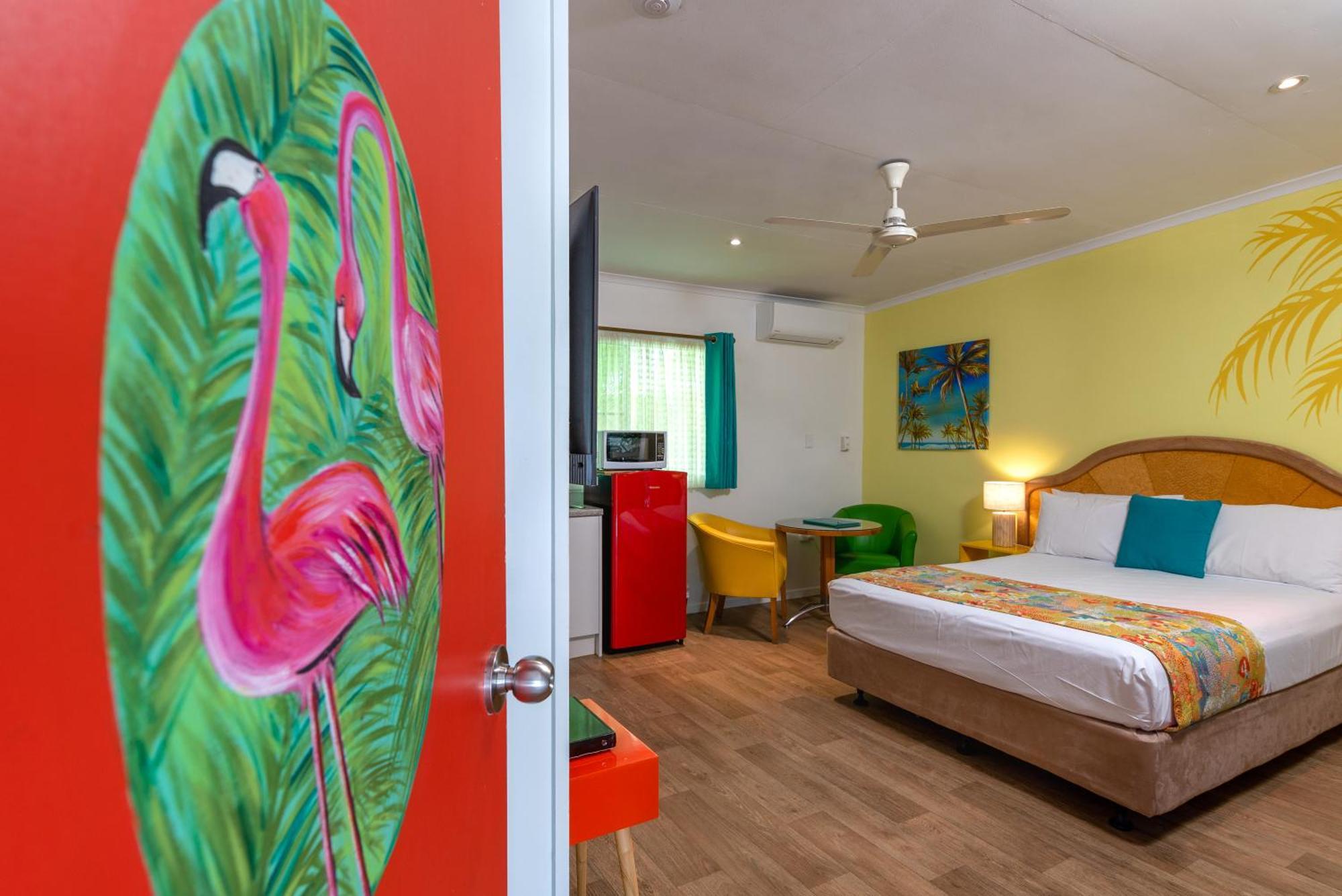 Port Douglas Motel מראה חיצוני תמונה