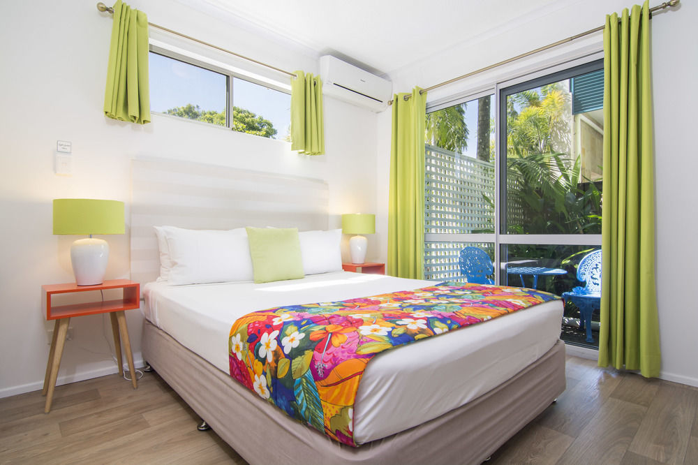 Port Douglas Motel מראה חיצוני תמונה