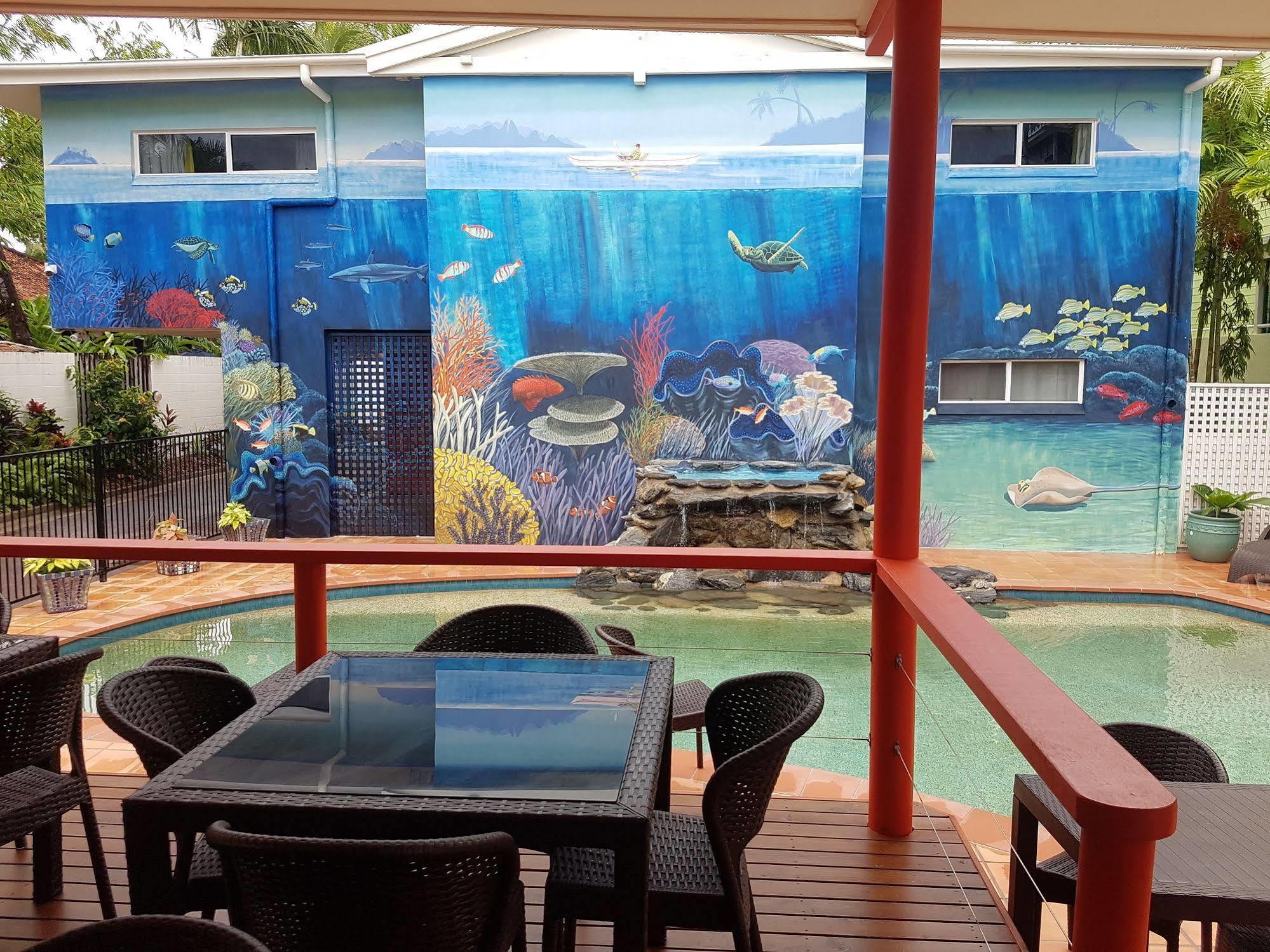Port Douglas Motel מראה חיצוני תמונה