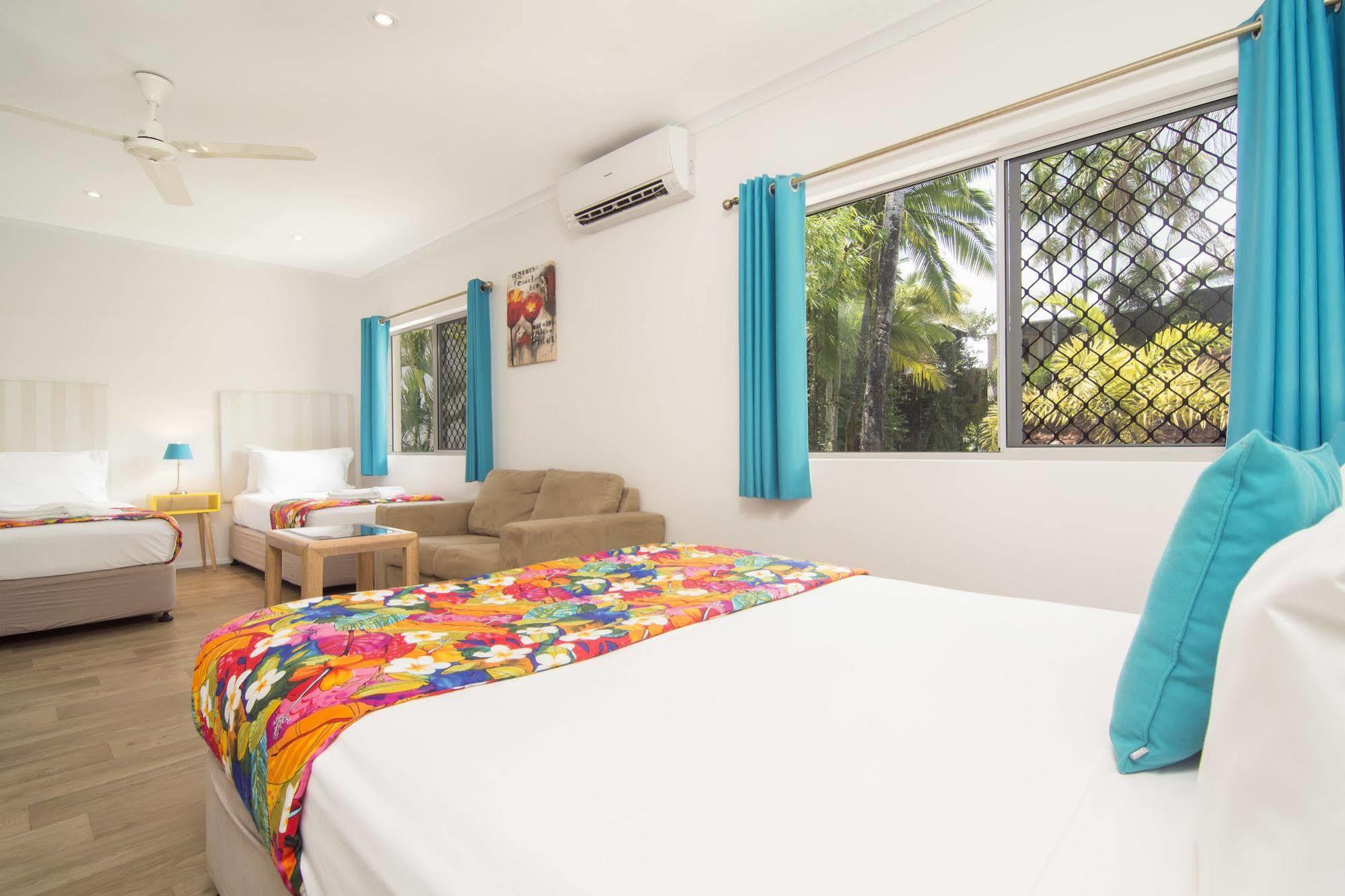 Port Douglas Motel מראה חיצוני תמונה